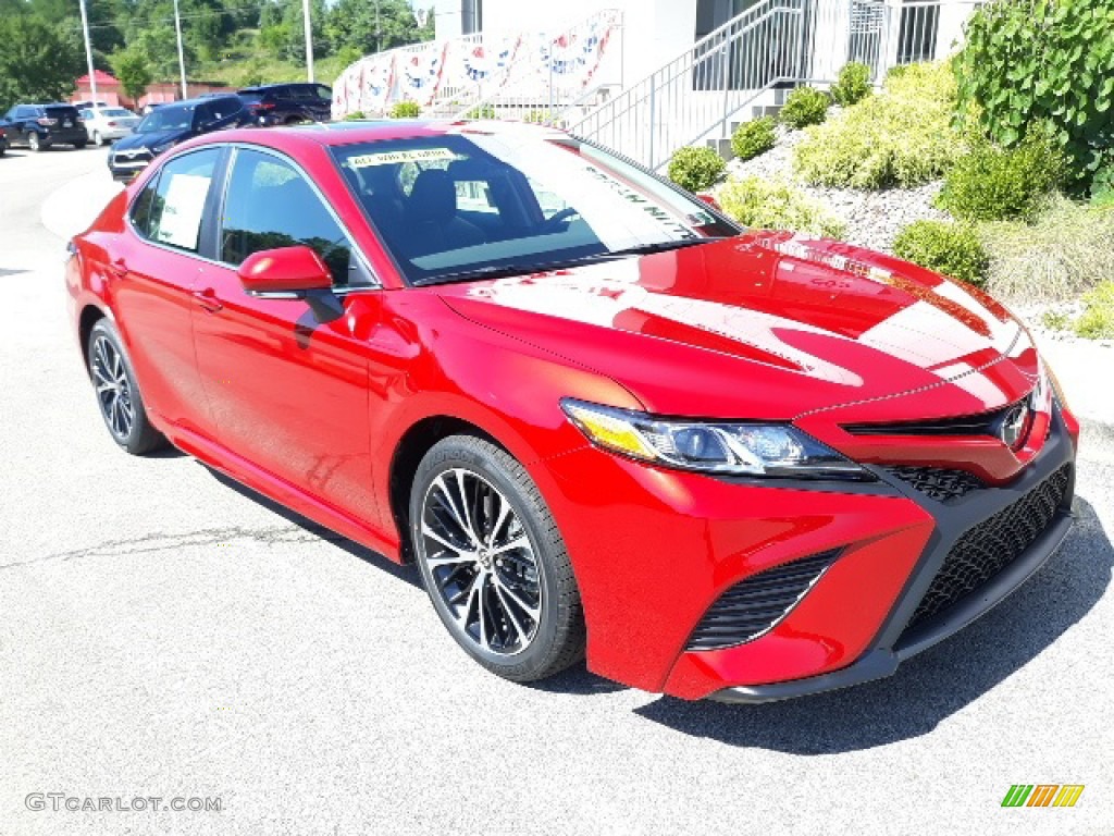 Supersonic Red 2020 Toyota Camry SE AWD Exterior Photo #139072872