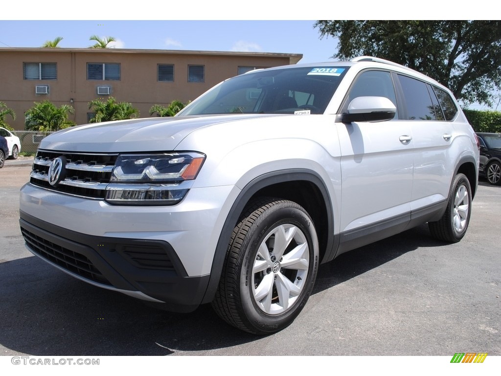 Reflex Silver Metallic 2018 Volkswagen Atlas Launch Edition Exterior Photo #139075267