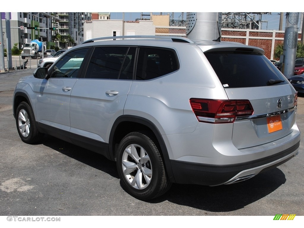 Reflex Silver Metallic 2018 Volkswagen Atlas Launch Edition Exterior Photo #139075291