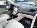 Center Stage Theme Dashboard Photo for 2018 Lincoln MKC #139077487