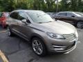 2017 Luxe Metallic Lincoln MKC Reserve AWD  photo #4