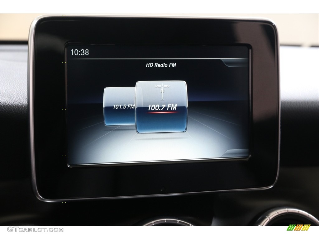 2017 Mercedes-Benz CLA 250 4Matic Coupe Controls Photo #139079017