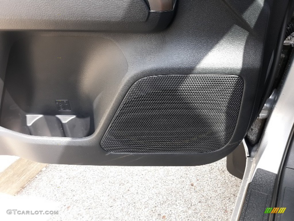 2020 Tacoma SR5 Double Cab 4x4 - Silver Sky Metallic / Cement photo #9