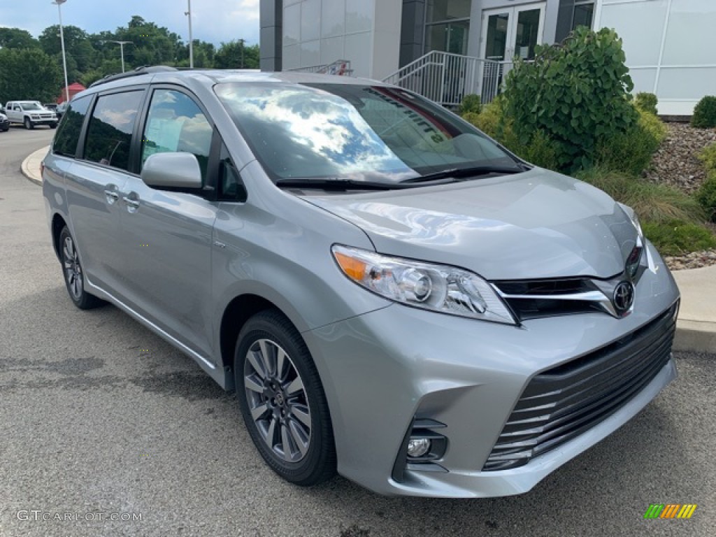 2020 Sienna XLE AWD - Celestial Silver Metallic / Ash photo #31