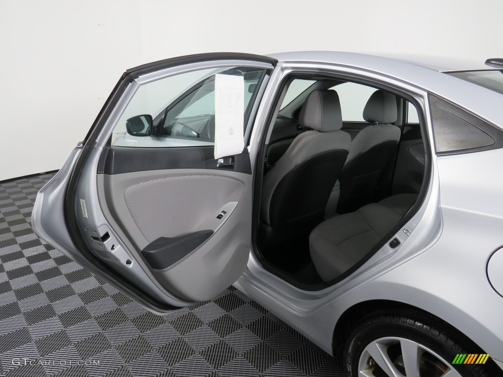 2013 Accent GLS 4 Door - Ironman Silver / Gray photo #30