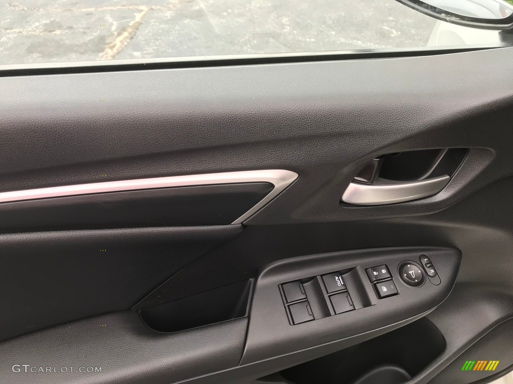2017 Honda Fit EX-L Door Panel Photos