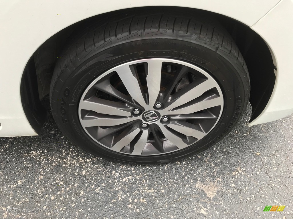 2017 Honda Fit EX-L Wheel Photo #139084624