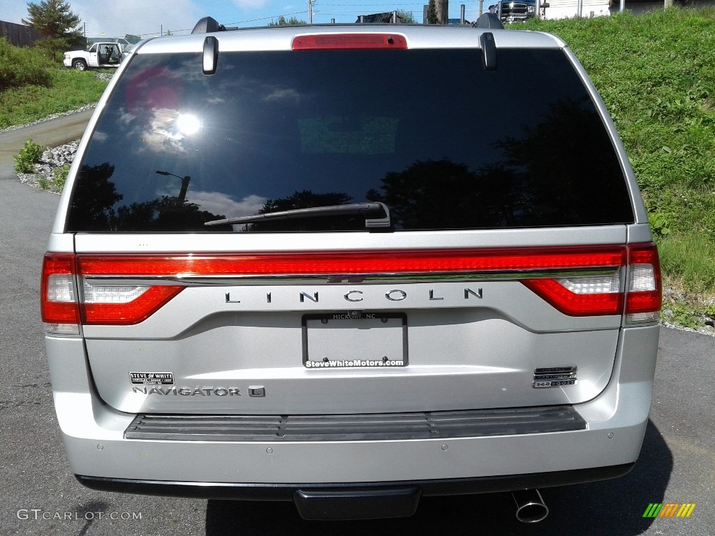 Ingot Silver Metallic 2015 Lincoln Navigator L 4x2 Exterior Photo #139085011