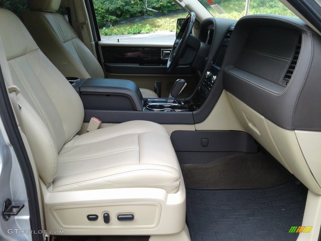 2015 Lincoln Navigator L 4x2 Front Seat Photo #139085290