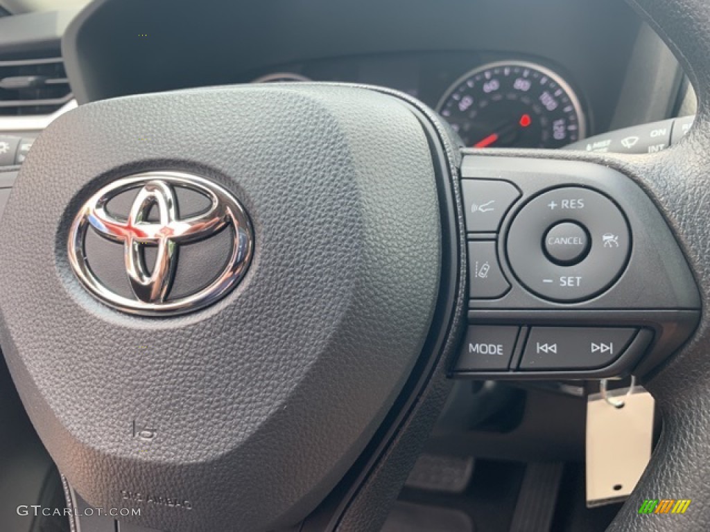 2020 RAV4 LE - Silver Sky Metallic / Black photo #6