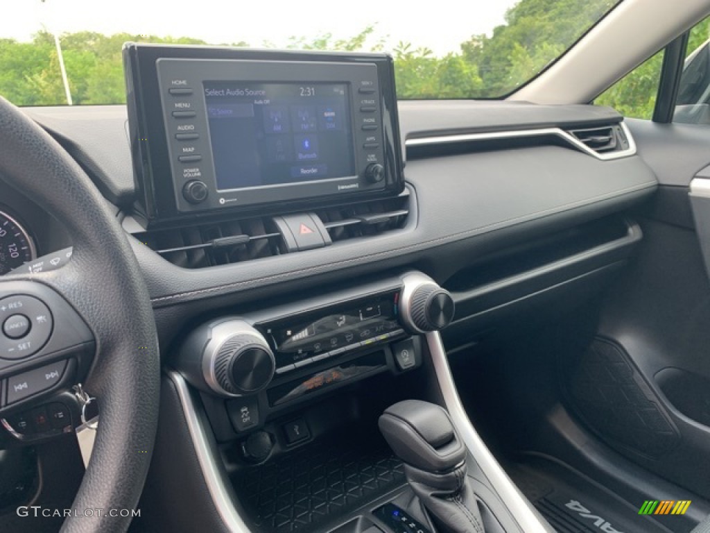 2020 RAV4 LE - Silver Sky Metallic / Black photo #11