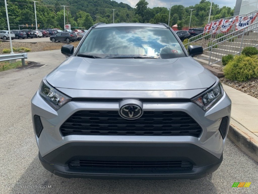 2020 RAV4 LE - Silver Sky Metallic / Black photo #30