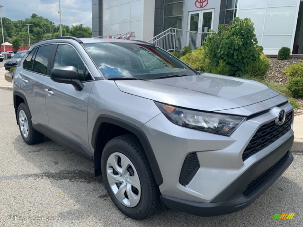 2020 RAV4 LE - Silver Sky Metallic / Black photo #31