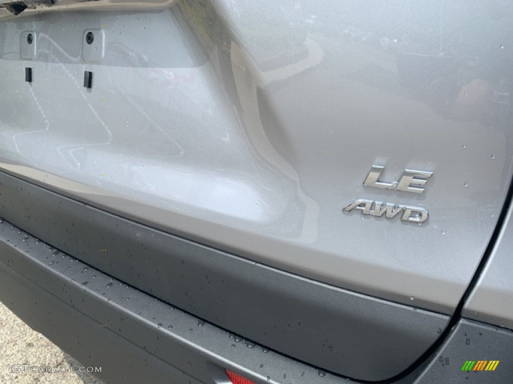 2020 RAV4 LE - Silver Sky Metallic / Black photo #37