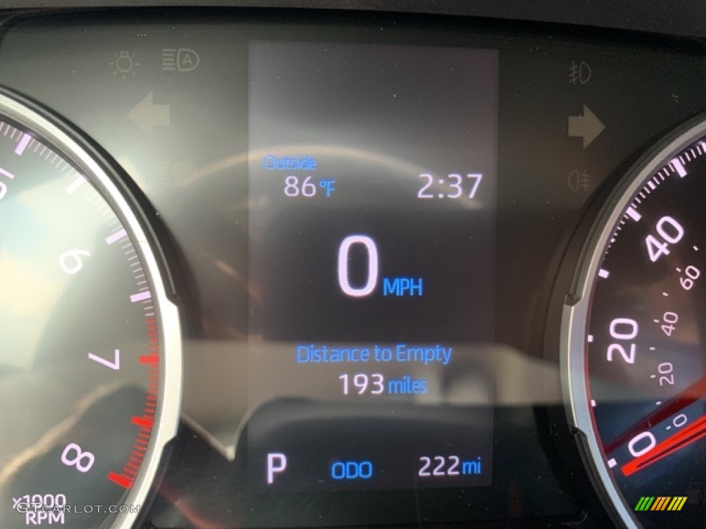 2020 RAV4 LE - Silver Sky Metallic / Black photo #40