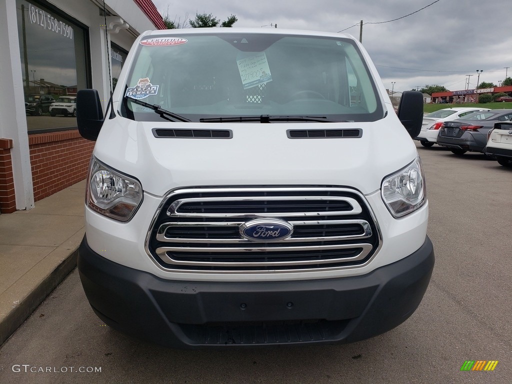 2019 Transit Van 250 LR Regular - Oxford White / Charcoal black photo #38