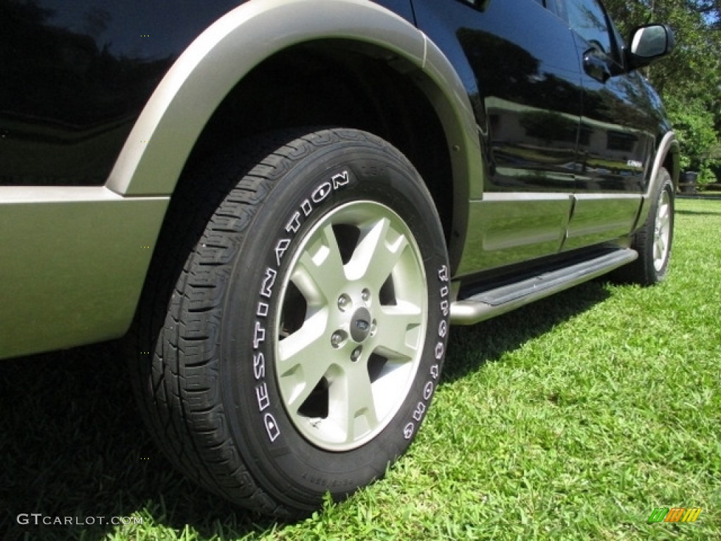 2004 Explorer Eddie Bauer 4x4 - Black / Medium Parchment photo #17