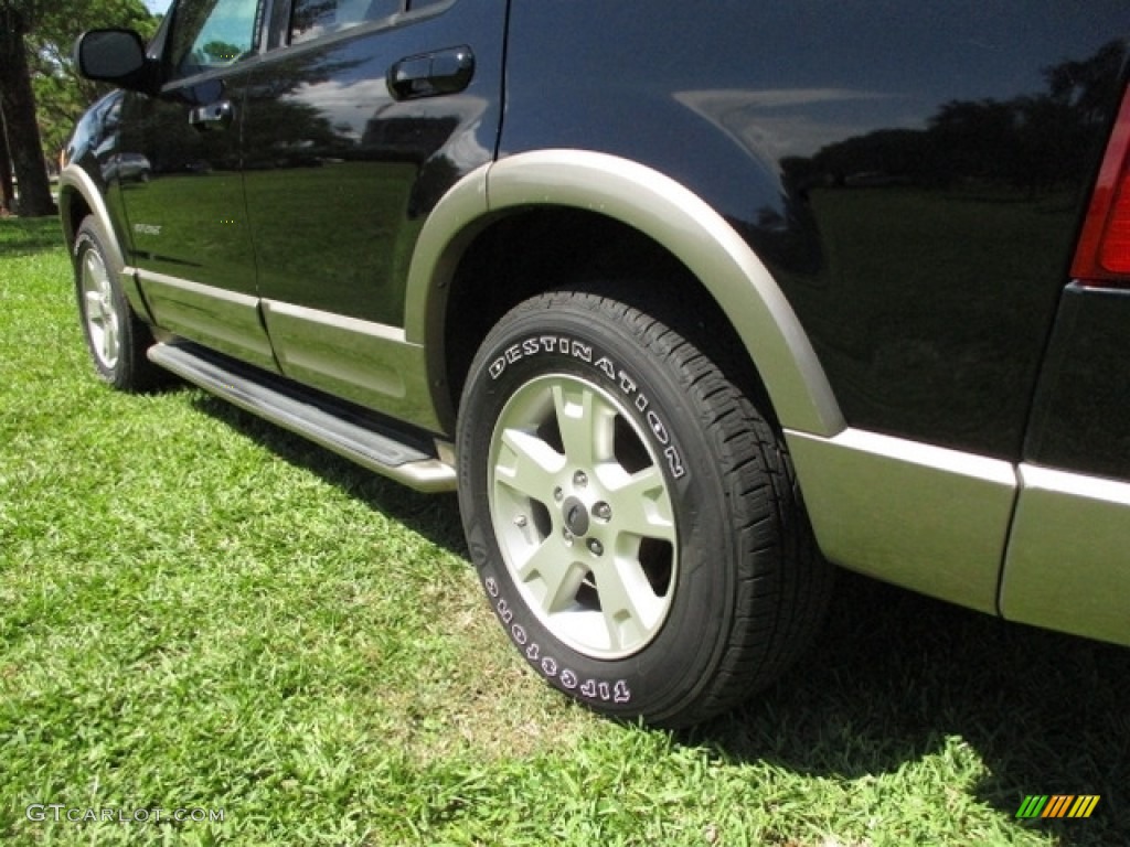 2004 Explorer Eddie Bauer 4x4 - Black / Medium Parchment photo #28