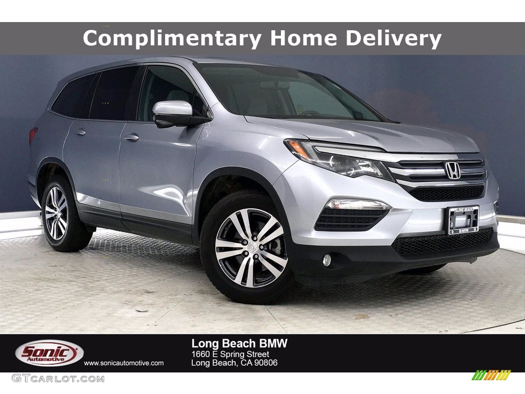 Lunar Silver Metallic Honda Pilot