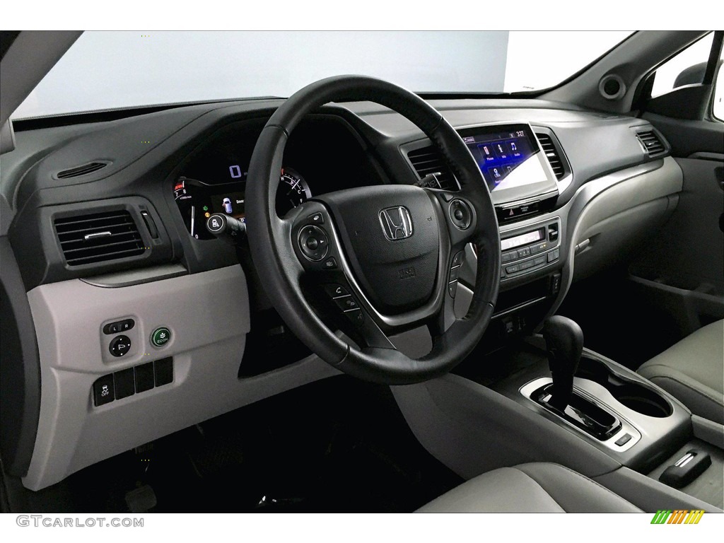 2017 Pilot EX-L - Lunar Silver Metallic / Gray photo #21