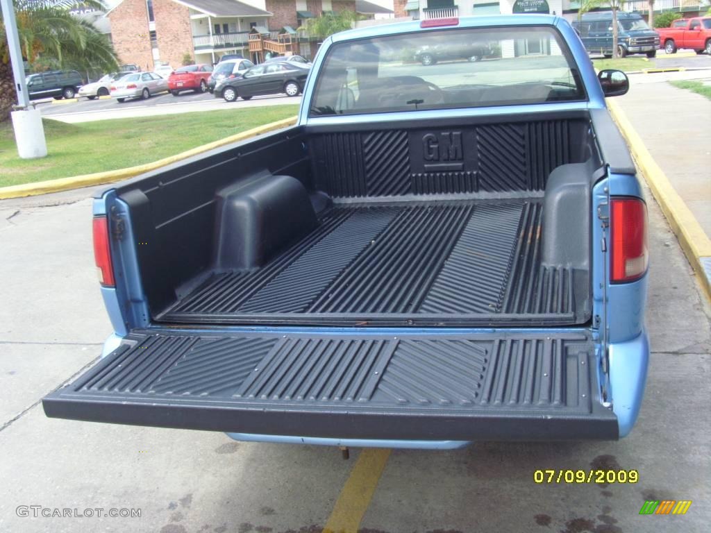 1997 S10 LS Extended Cab - Light Stellar Blue Metallic / Graphite photo #3