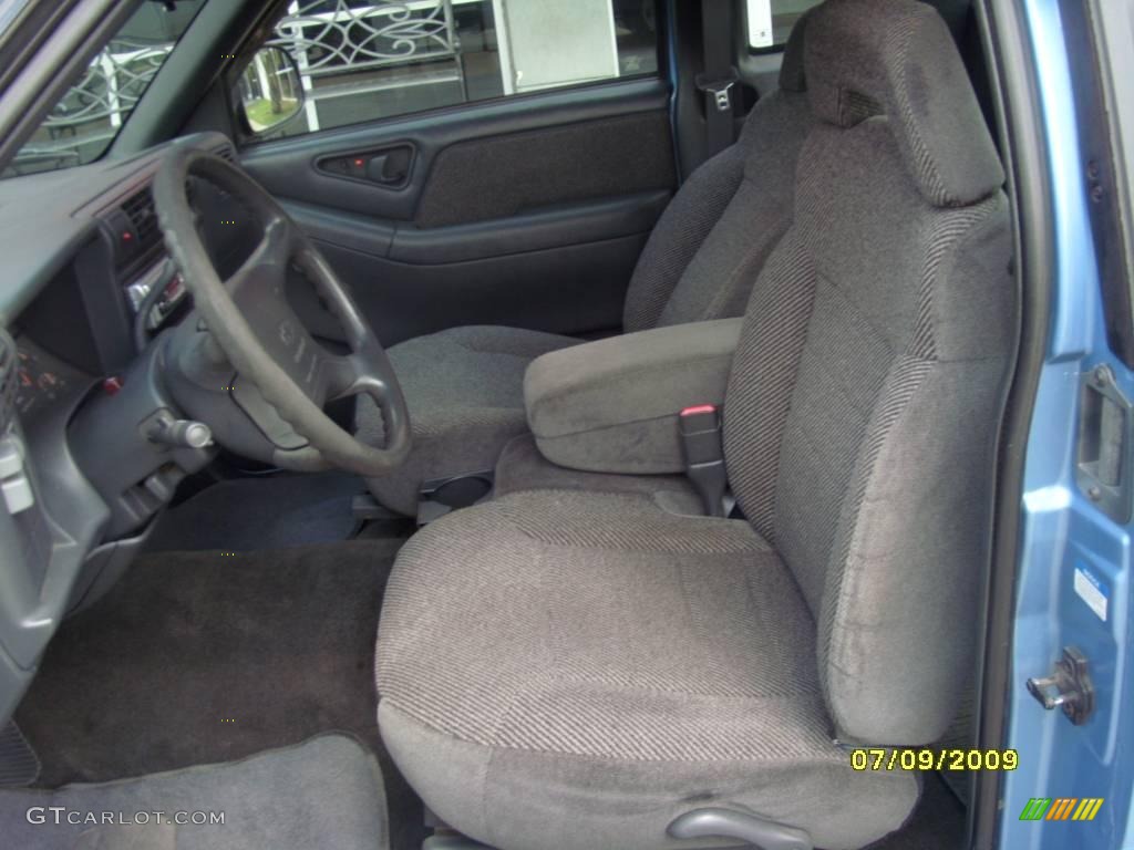1997 S10 LS Extended Cab - Light Stellar Blue Metallic / Graphite photo #4