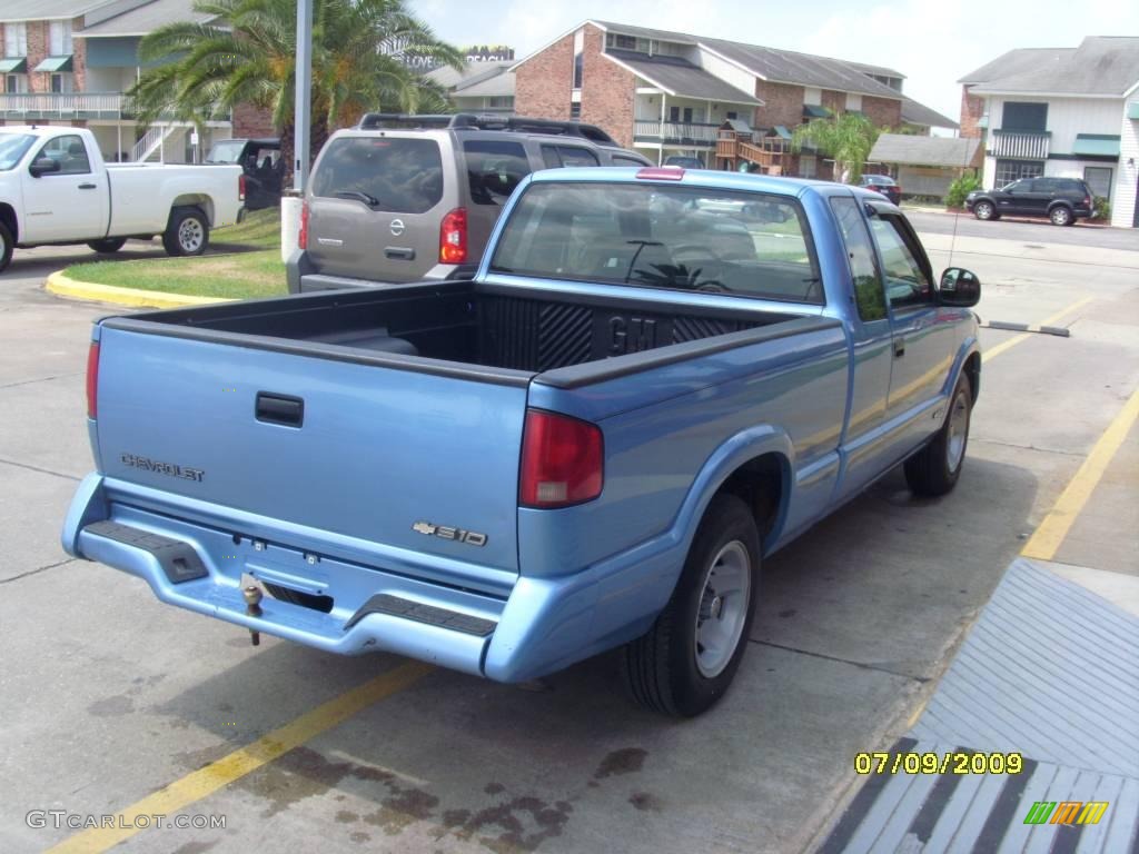 1997 S10 LS Extended Cab - Light Stellar Blue Metallic / Graphite photo #5