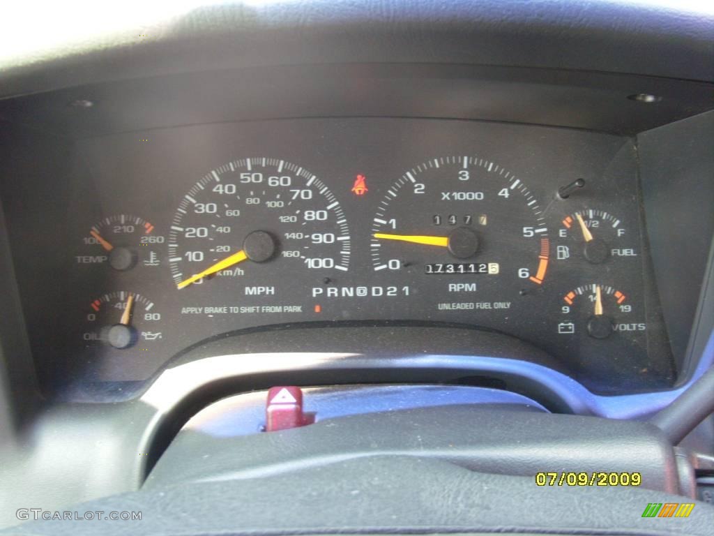 1997 S10 LS Extended Cab - Light Stellar Blue Metallic / Graphite photo #11