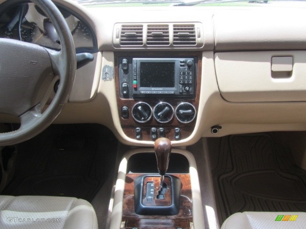2000 ML 430 4Matic - Polar White / Java photo #15