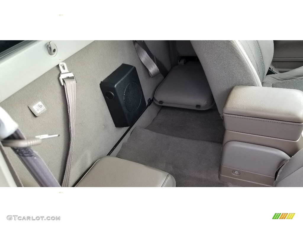 2002 Nissan Frontier XE King Cab 4x4 Rear Seat Photos