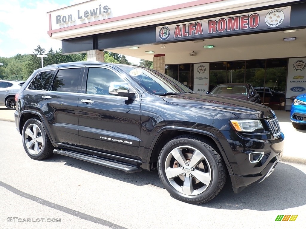 Brilliant Black Crystal Pearl 2016 Jeep Grand Cherokee Overland 4x4 Exterior Photo #139104317