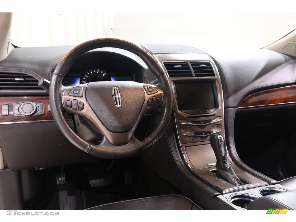 2015 Lincoln MKX AWD Charcoal Black Dashboard Photo #139104856