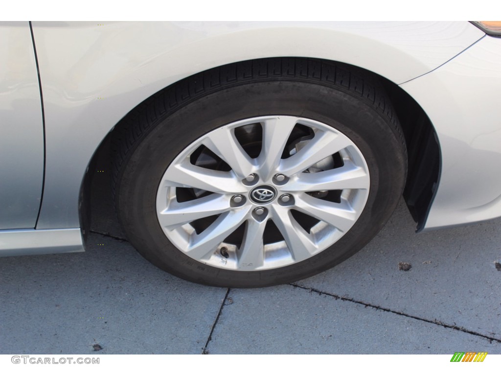 2019 Camry LE - Celestial Silver Metallic / Ash photo #12
