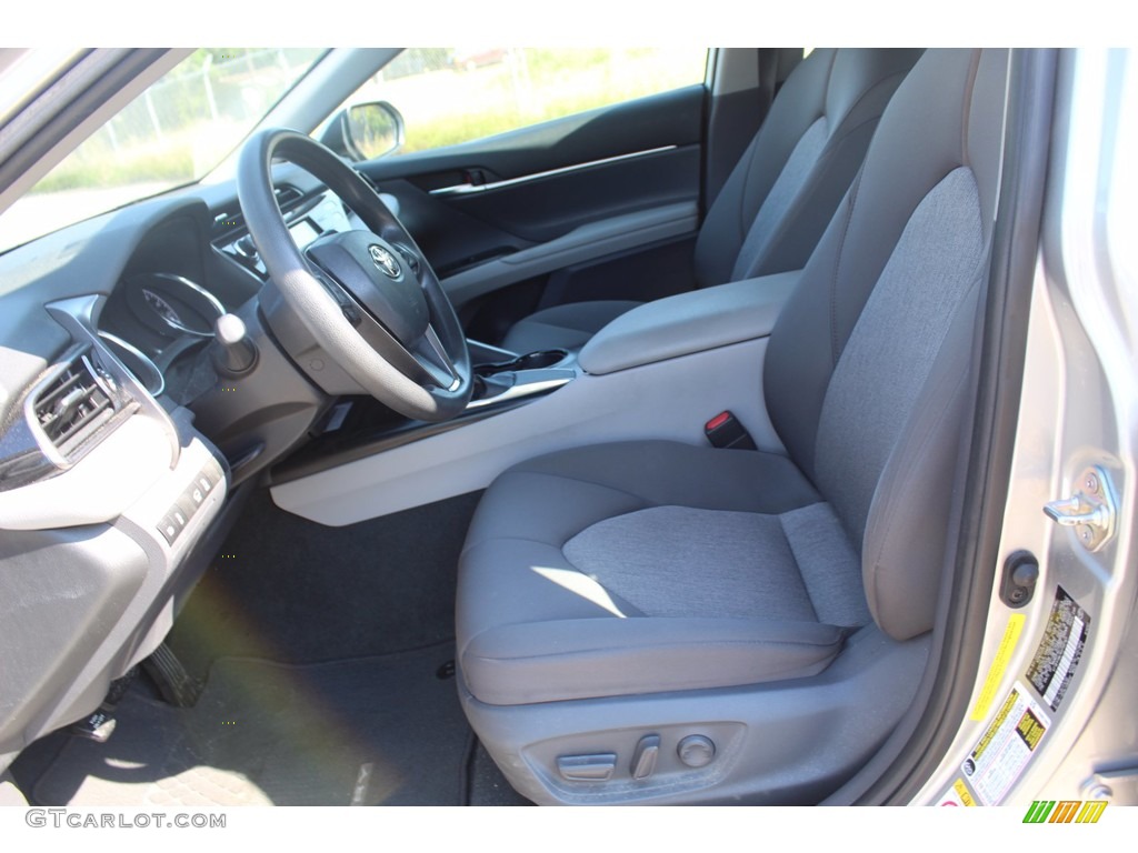 2019 Camry LE - Celestial Silver Metallic / Ash photo #15