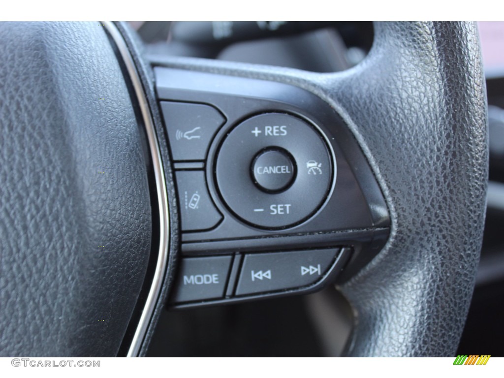 2019 Camry LE - Celestial Silver Metallic / Ash photo #17