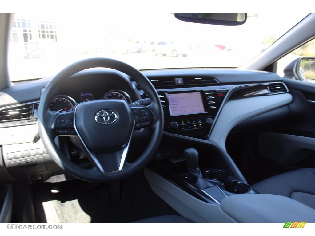 2019 Camry LE - Celestial Silver Metallic / Ash photo #26