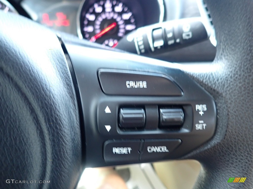 2016 Kia Sedona LX Camel Steering Wheel Photo #139106029