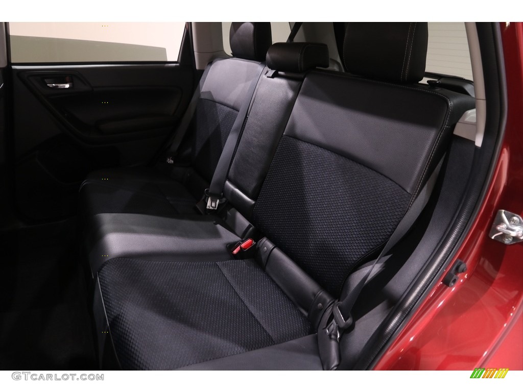 2016 Subaru Forester 2.5i Premium Rear Seat Photos