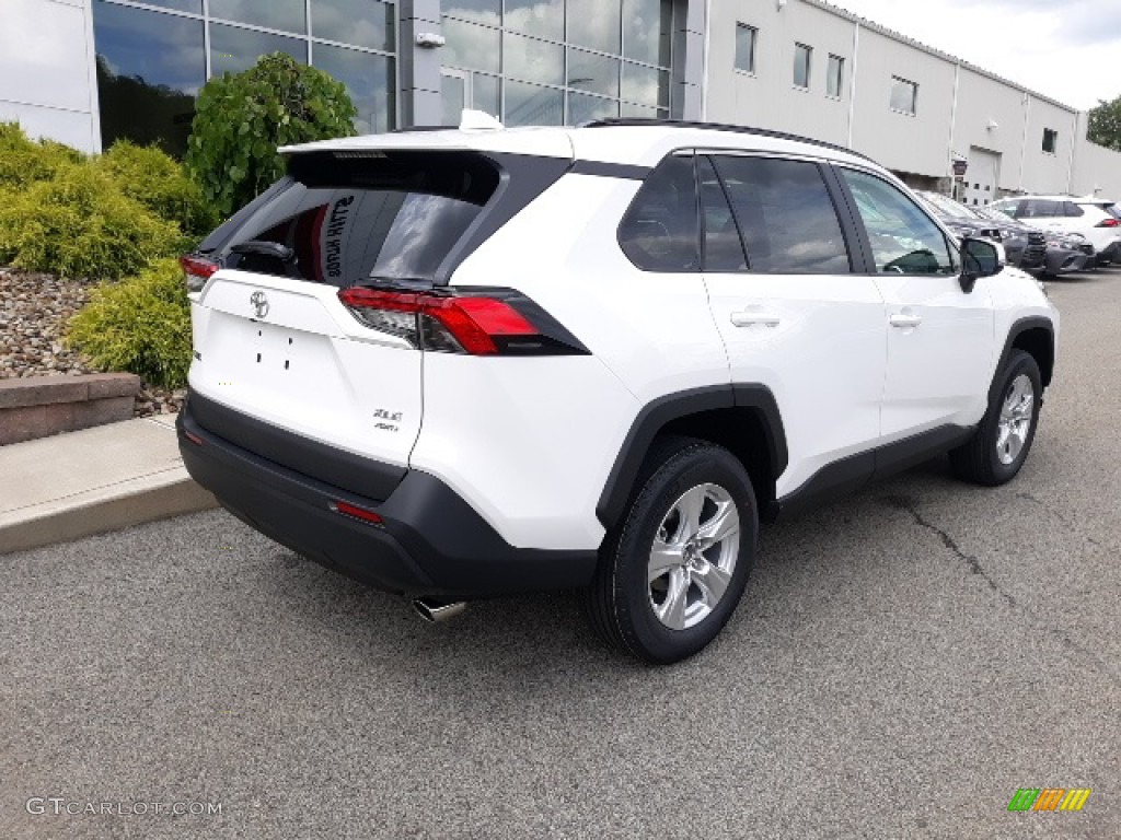 2020 RAV4 XLE AWD - Super White / Light Gray photo #33