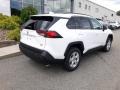 Super White - RAV4 XLE AWD Photo No. 33