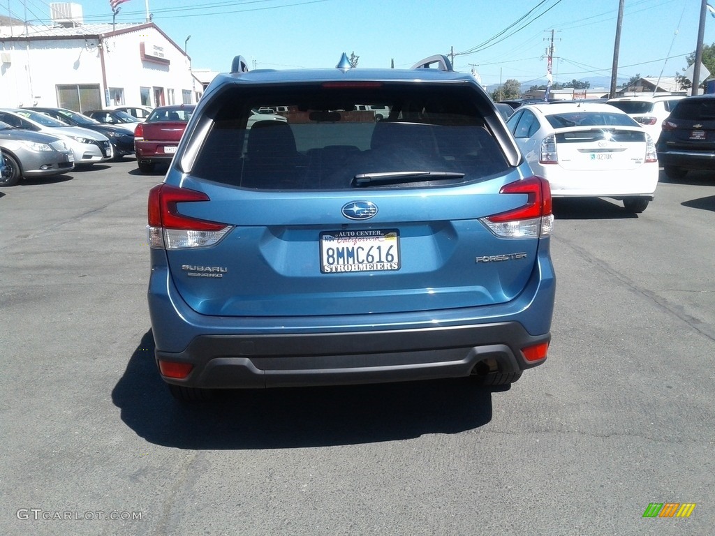 2019 Forester 2.5i Premium - Horizon Blue Pearl / Black photo #6