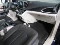 Jazz Blue Pearl - Pacifica Touring L Photo No. 40
