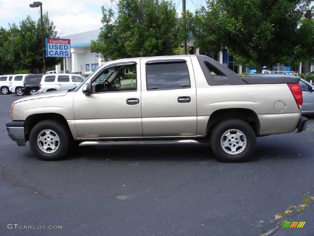 2005 Avalanche LS - Sandstone Metallic / Tan/Neutral photo #5