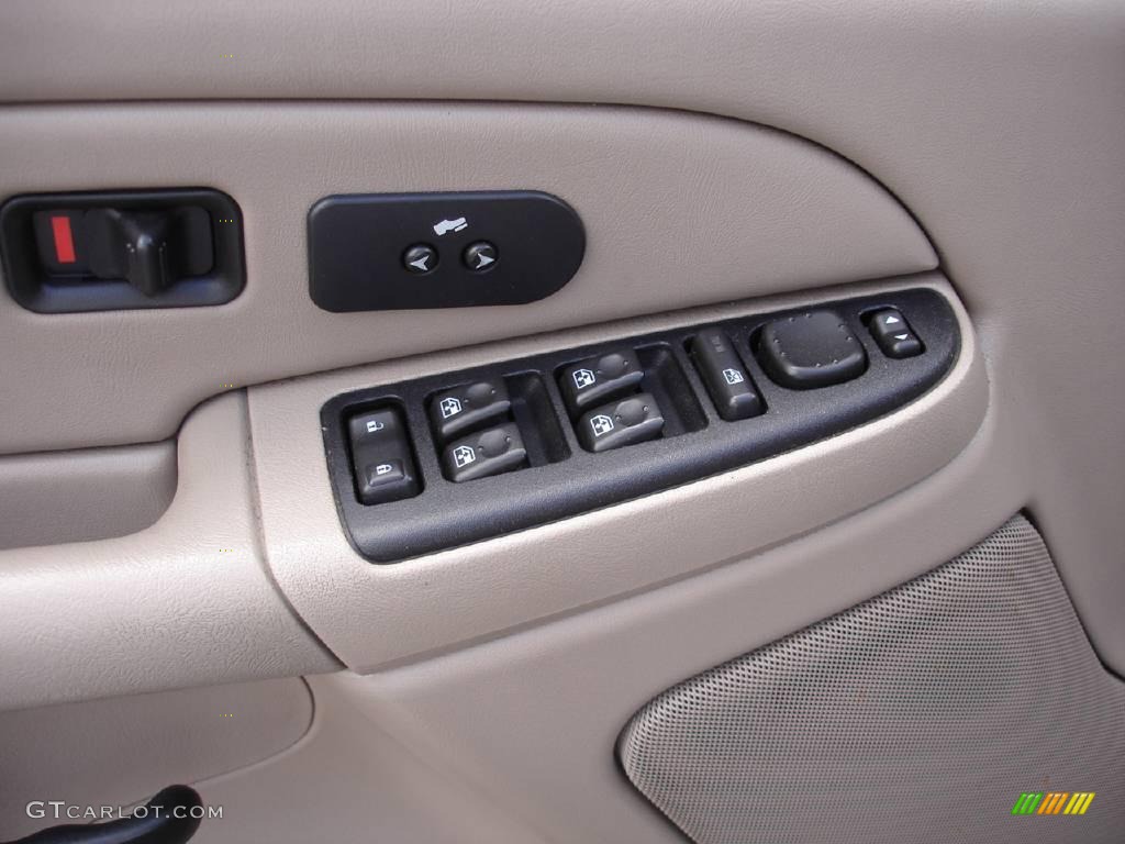 2005 Avalanche LS - Sandstone Metallic / Tan/Neutral photo #7