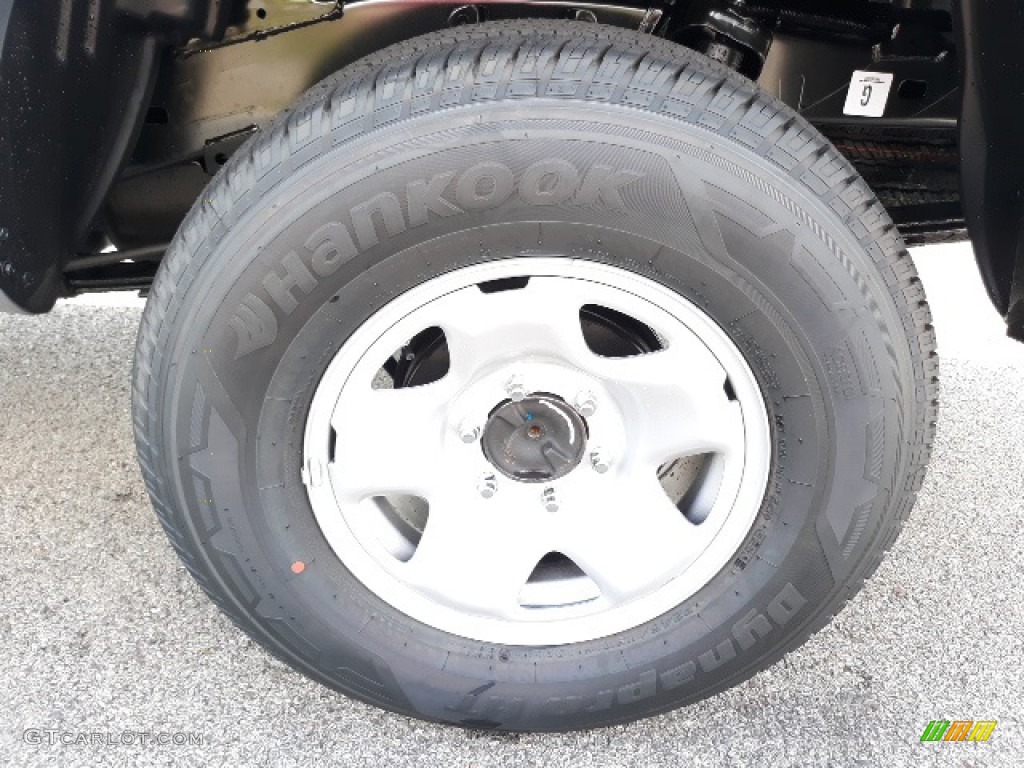 2020 Tacoma SR5 Double Cab 4x4 - Silver Sky Metallic / Cement photo #39