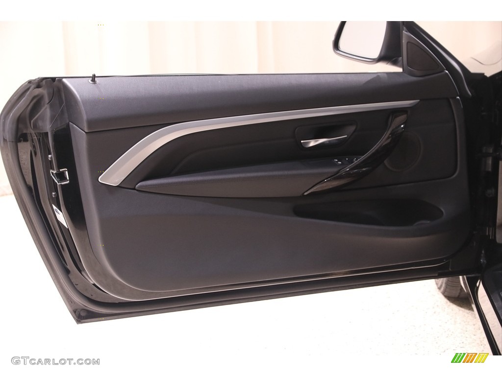 2017 BMW 4 Series 430i xDrive Coupe Door Panel Photos