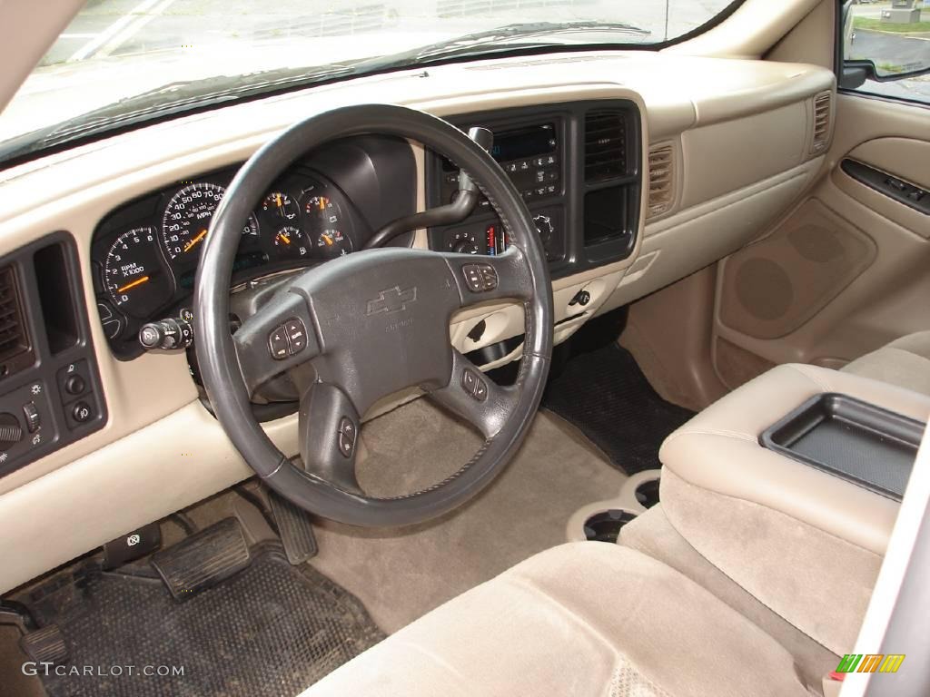 2005 Avalanche LS - Sandstone Metallic / Tan/Neutral photo #9