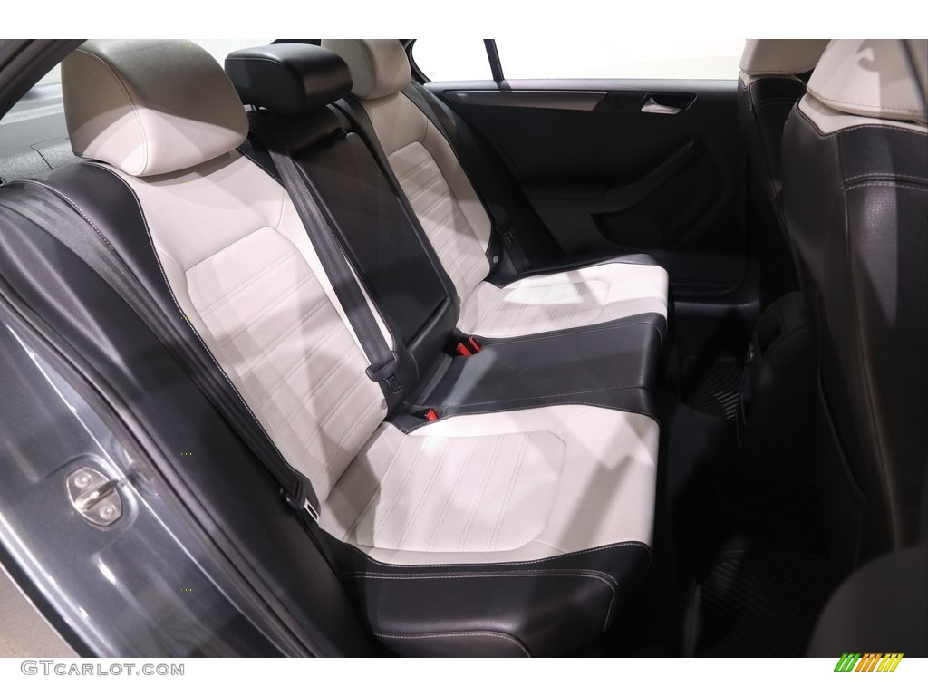 2017 Volkswagen Jetta Sport Rear Seat Photo #139118767