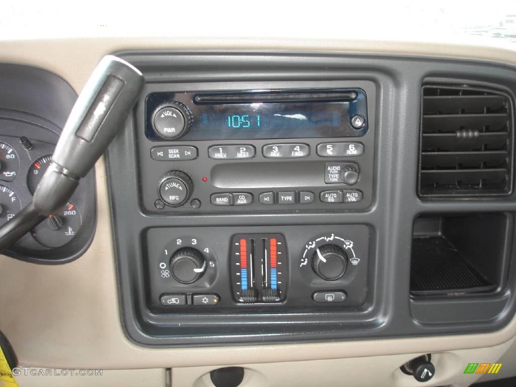 2005 Avalanche LS - Sandstone Metallic / Tan/Neutral photo #13