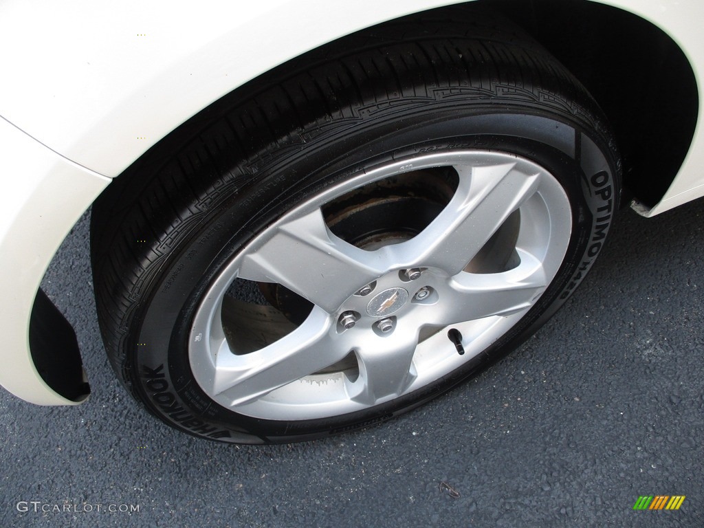 2016 Chevrolet Sonic LTZ Hatchback Wheel Photos